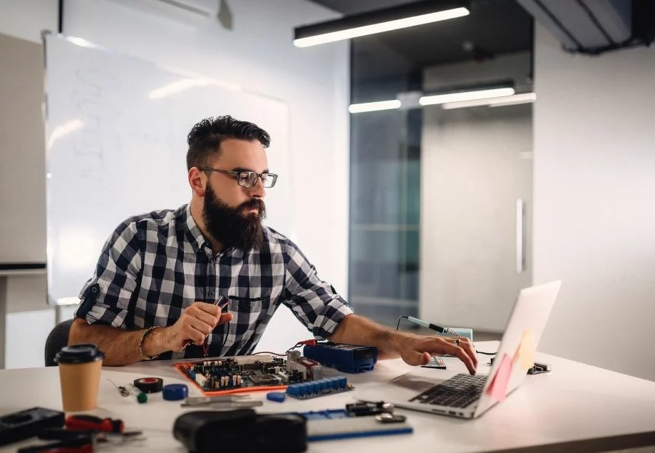 informaticien-ajaccio